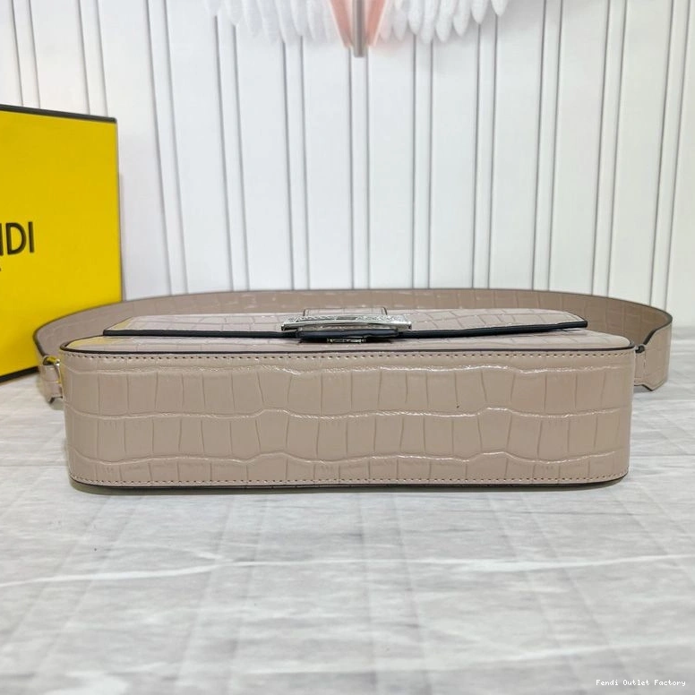 Vintage HOT Baguette Medium Fendi Crocodile Leather In Tiffany Khaki Bag 0716